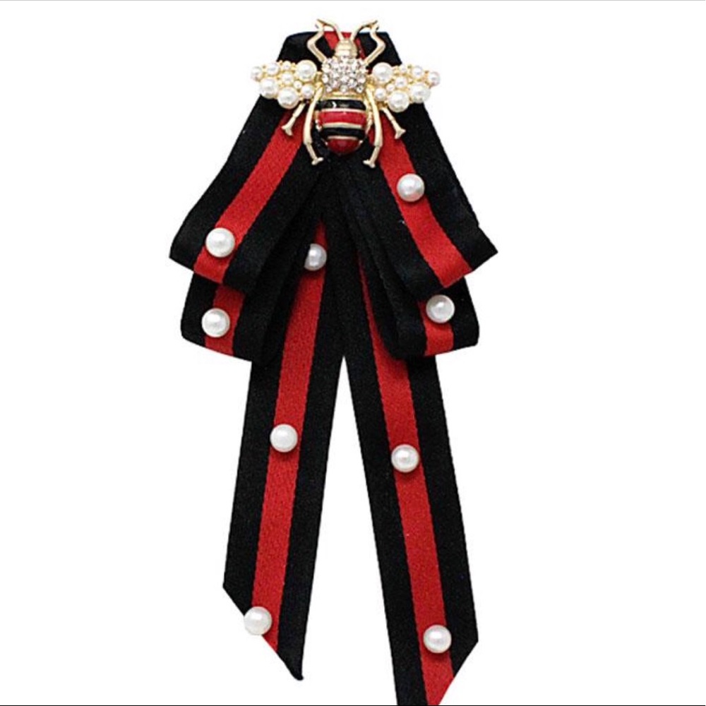 Classy Brooch Bow